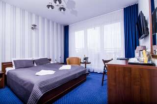Отель Hotel Jastarnia Ястарня Двухместный номер Делюкс с 1 кроватью и балконом-10